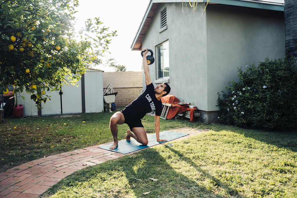 Ejercicios funcionales en tu entreno: Turkish get up