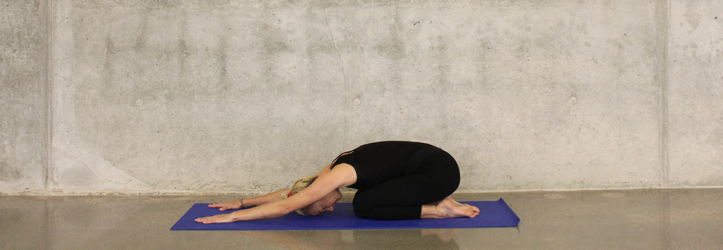 Incorporando el yoga a tu rutina: El niño o Balasana